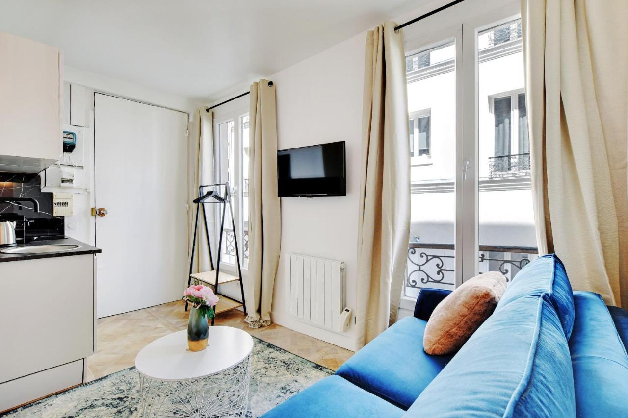 Cmg St Antoine Bastille - 18 Paris Exterior photo