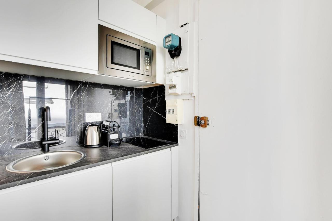 Cmg St Antoine Bastille - 18 Paris Exterior photo